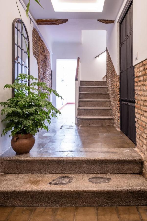 Apartamento Junto A Hospital Real Leilighet Granada Eksteriør bilde